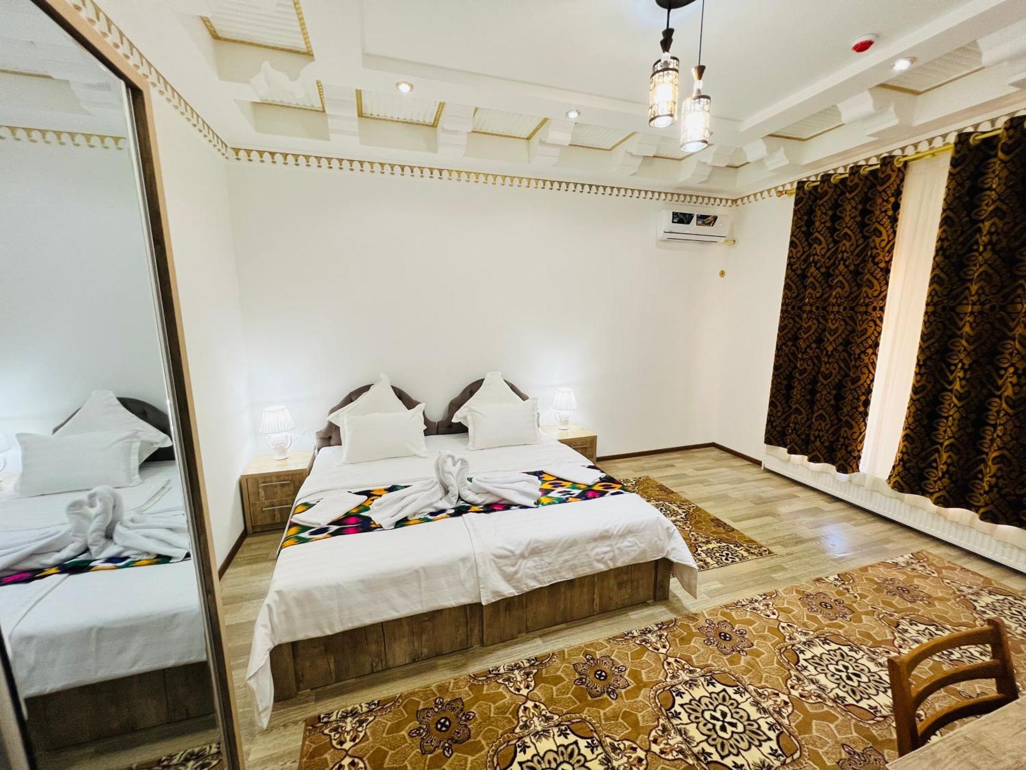 Lola Boutique Hotel Buchara Buitenkant foto